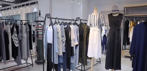 昔日女裝巨頭隕落 三千門店輝煌不再，一折清倉背后的行業寒冬