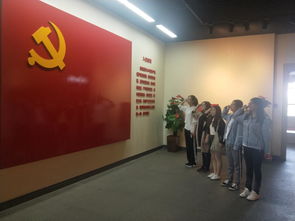 人文學院黨委組織開展“傳承文化、共鑄黨魂”主題黨日暨文化交流活動