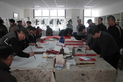 春聯(lián)送去祝福，文化滋潤心田——組織文化藝術(shù)交流活動的深遠意義